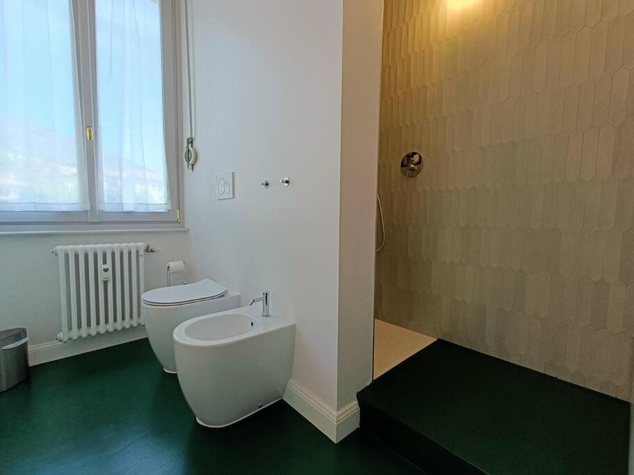 Stylish Flat Near Station And City Center Como Exterior photo