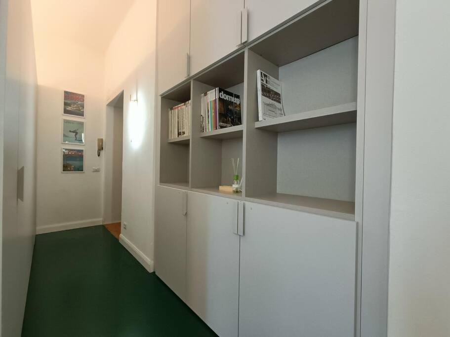 Stylish Flat Near Station And City Center Como Exterior photo
